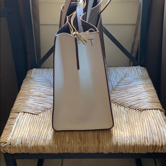 Coach tote - Picture 2 of 4